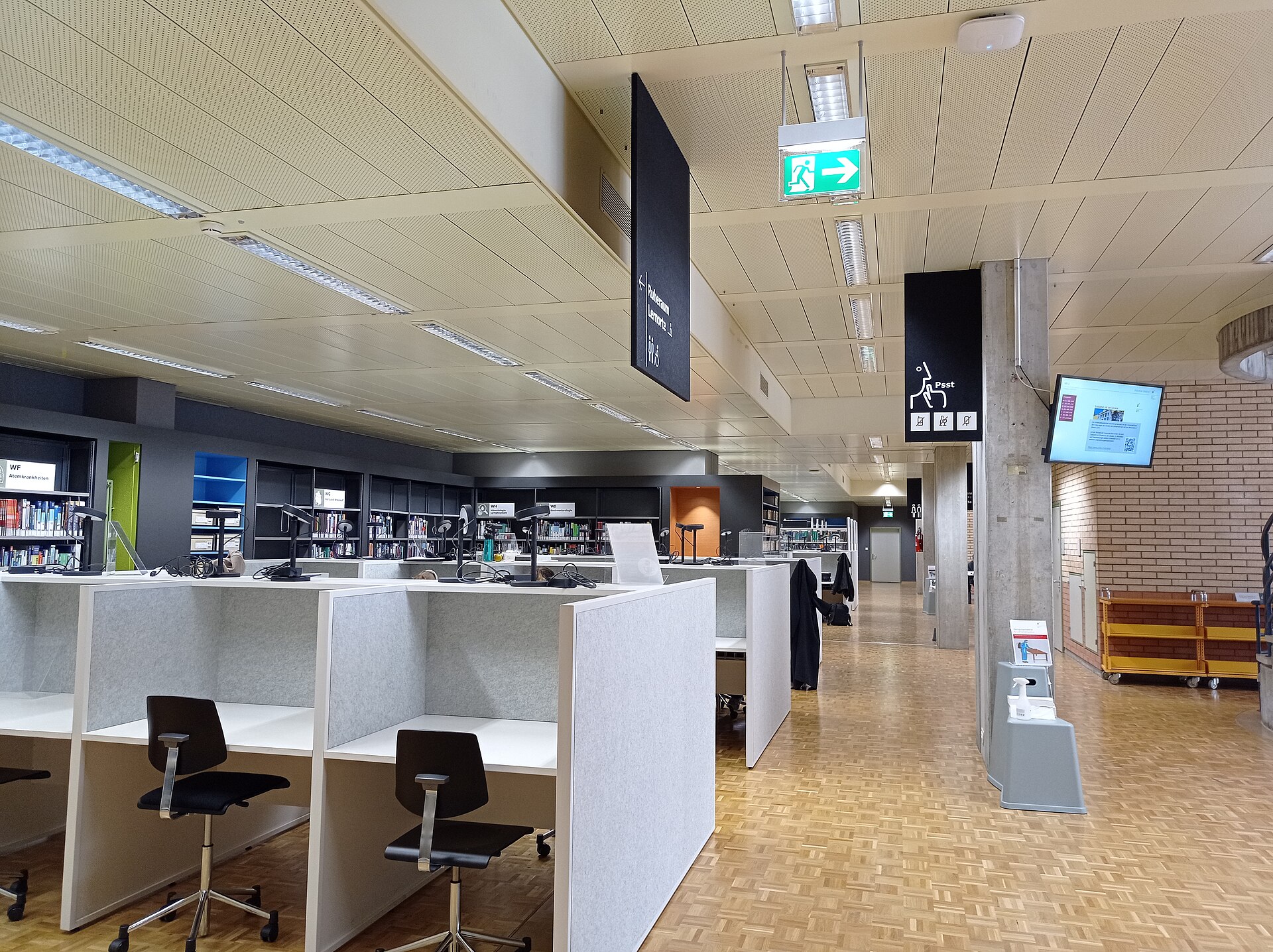 Reading room of the medical library at the University of Bern.